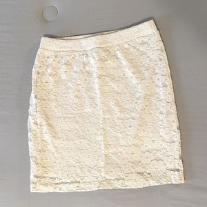 Cream Lace Fitted Skirt